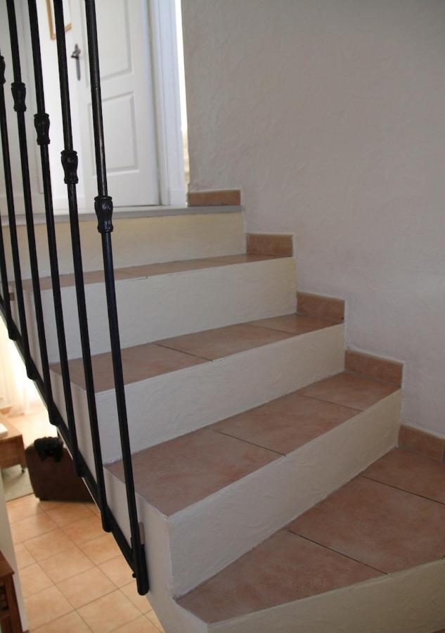 Agreable Maison De Ville Eyragues Exterior photo